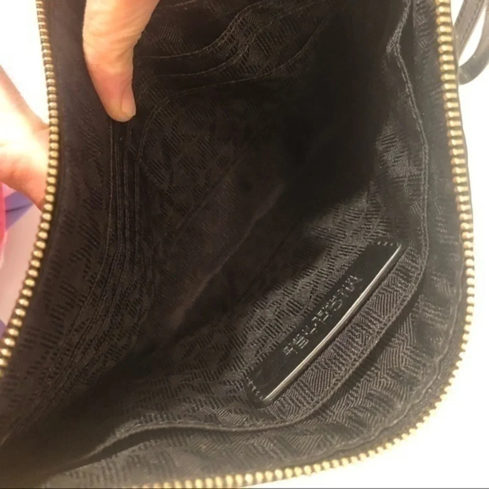 Michael kors black chevron multi texture wristlet